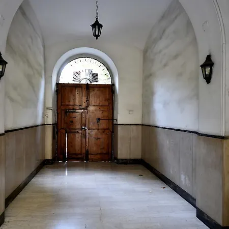 Bed & Breakfast Al Centro Storico Di 3*